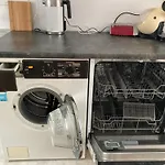 Gemuetliches Ganzes Apartment, Selbst Check In Kueche Parkplatz Waschmaschine Kamin Terrasse Garten,eigene Dusche Und Wc Appartement Duisbourg